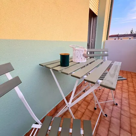 Vistamare Con Terrazzi, Giardino E Parcheggio