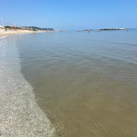 Vistamare Con Terrazzi, Giardino E Parcheggio Appartement *