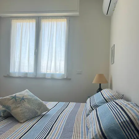 Apartment Vistamare Con Terrazzi, Giardino E Parcheggio