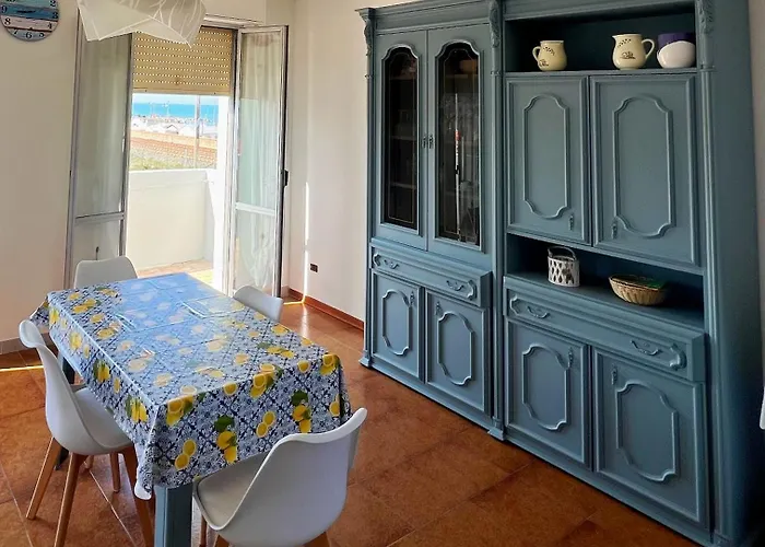 Daire Vistamare Con Terrazzi, Giardino E Parcheggio