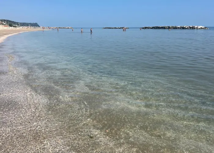 Vistamare Con Terrazzi, Giardino E Parcheggio Daire *